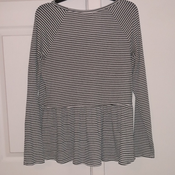 SALE! Long sleeves striped peplum top - Picture 5 of 5